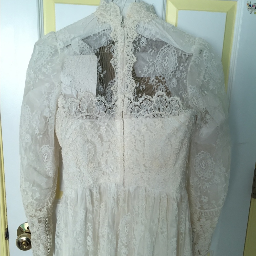 Priscilla's Of Boston Wedding Dress